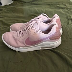 Nike Women's Light Pink Sneakers